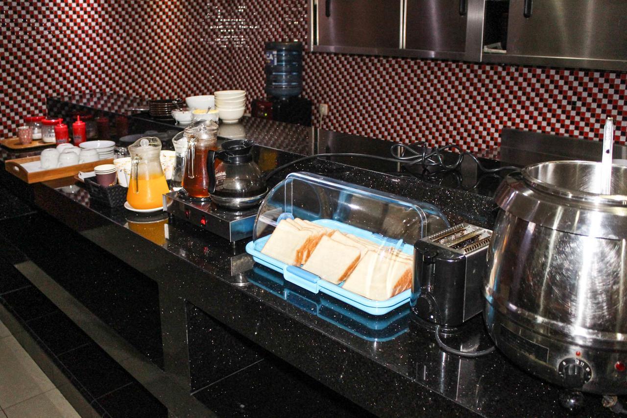 Kyo Serviced Apartment Jakarta Cilandak  エクステリア 写真